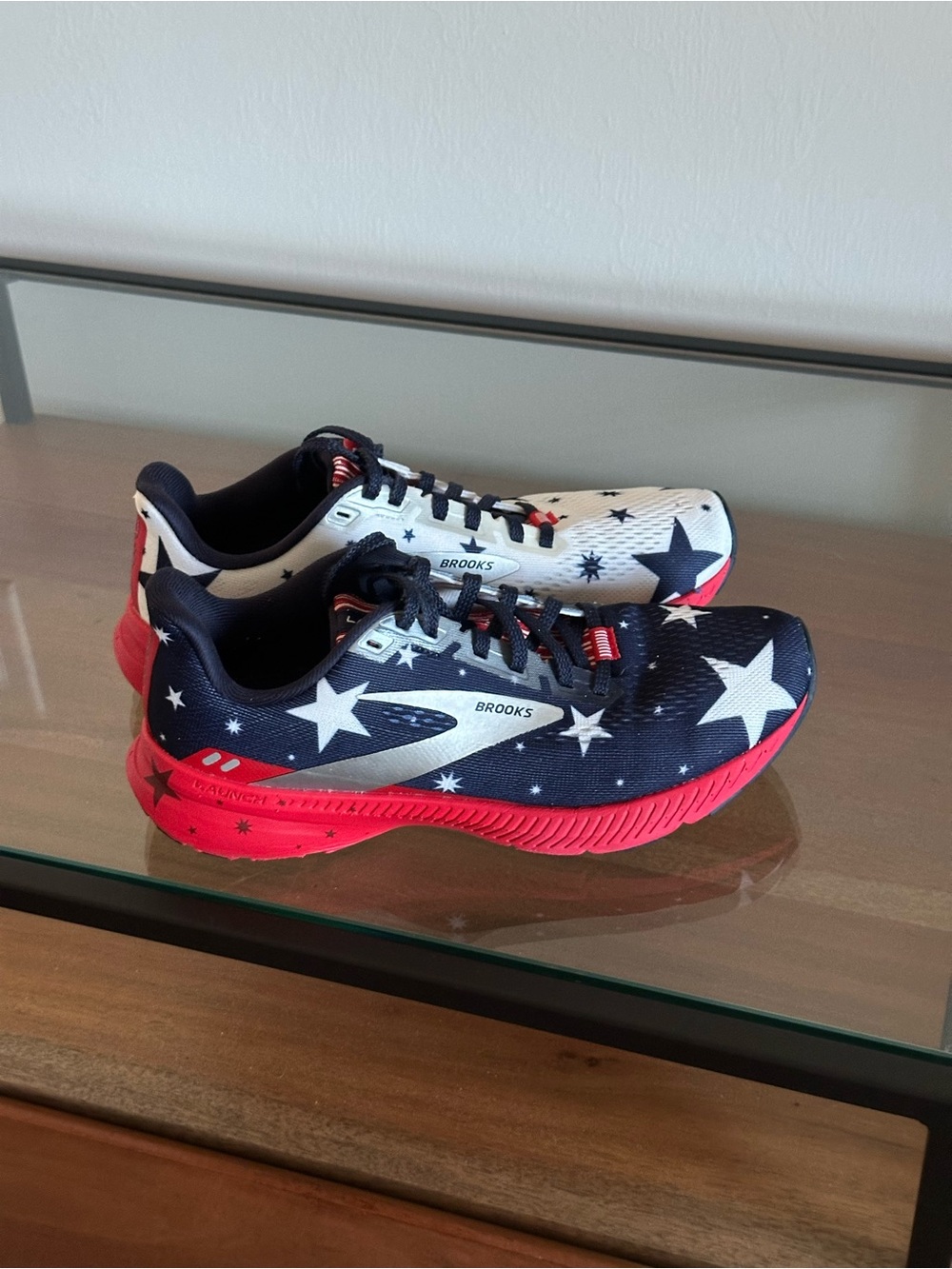 Brooks Launch 8 Run USA Women 8 B Stars Stripes Patriotic Running Shoes